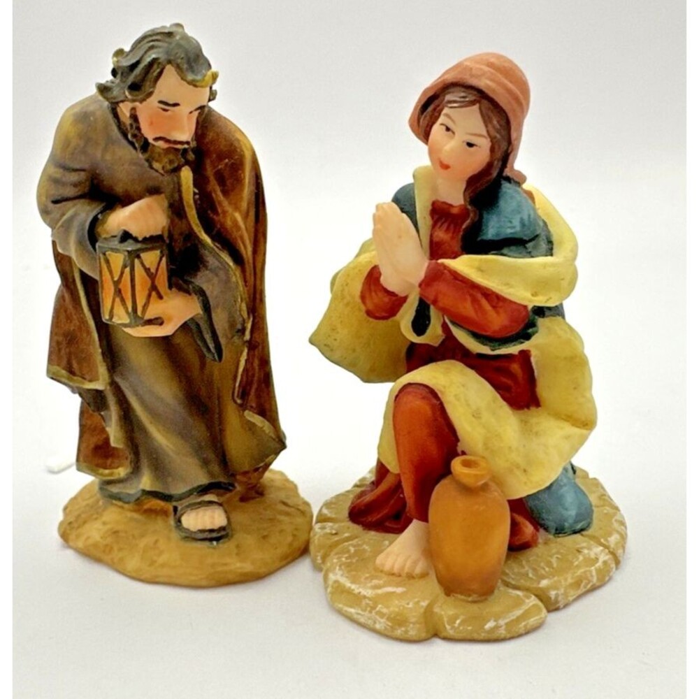 2001 Grandeur Noel Bethlehem Village Nativity Replacement Pieces Mary & Joseph